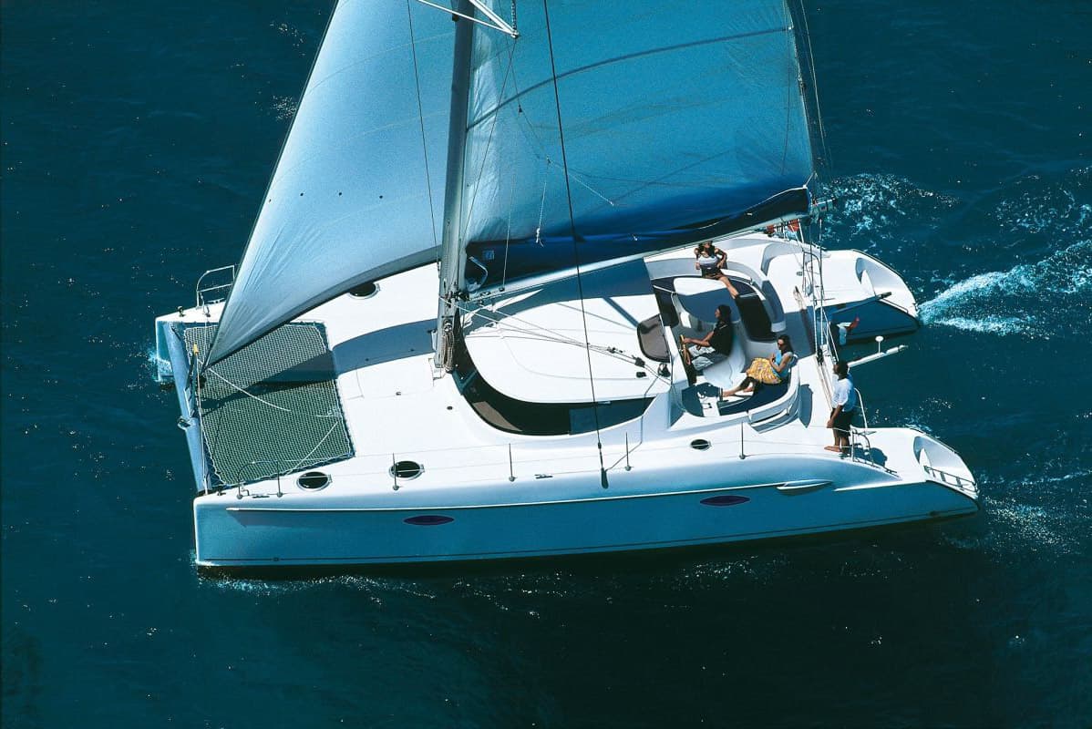 Fountaine Pajot Lavezzi 40 · aerial